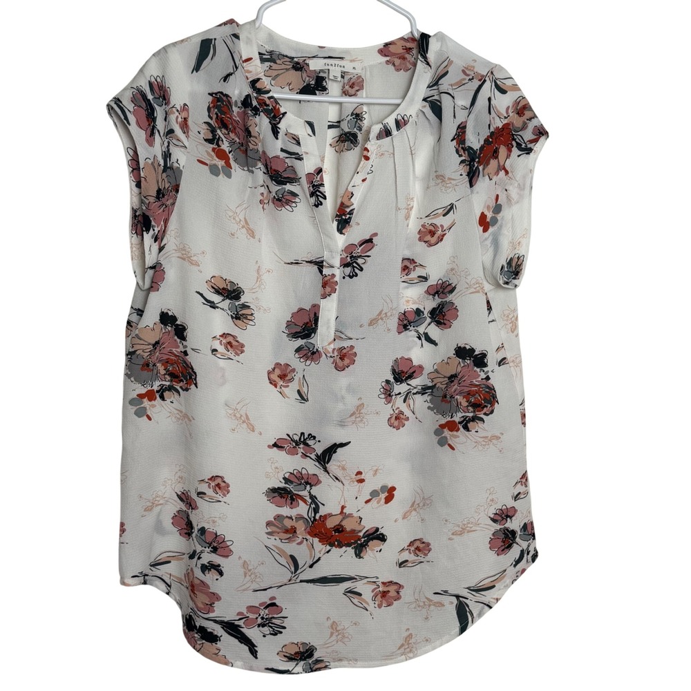 Fun 2 Fun Floral Print Women's Top